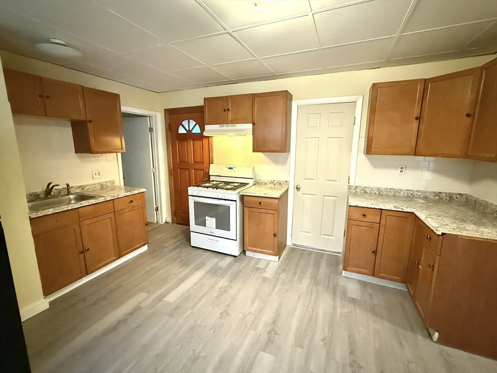 2 bed, 1 bath apartment for rent at 47 Williams Unit 4, Chelsea — photo 1 of 10