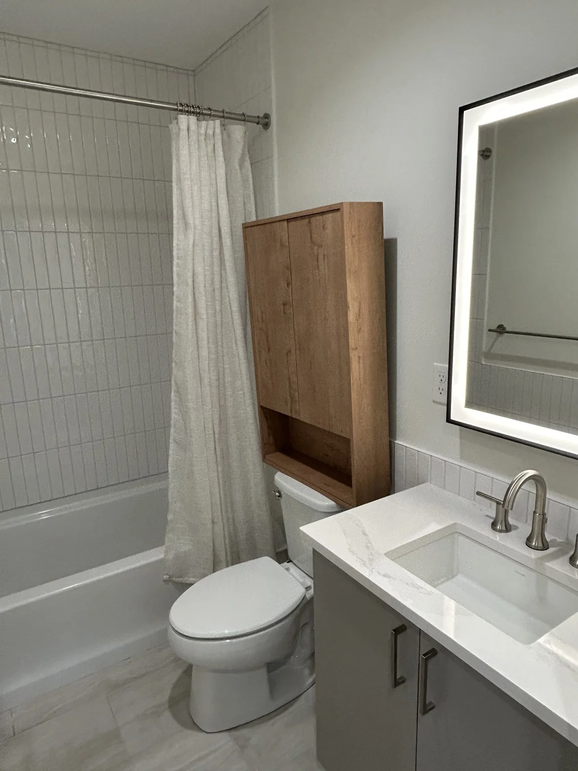 4 bed, 2 bath apartment for rent at 47 Winter St Unit 401, Boston Downtown — photo 2 of 13