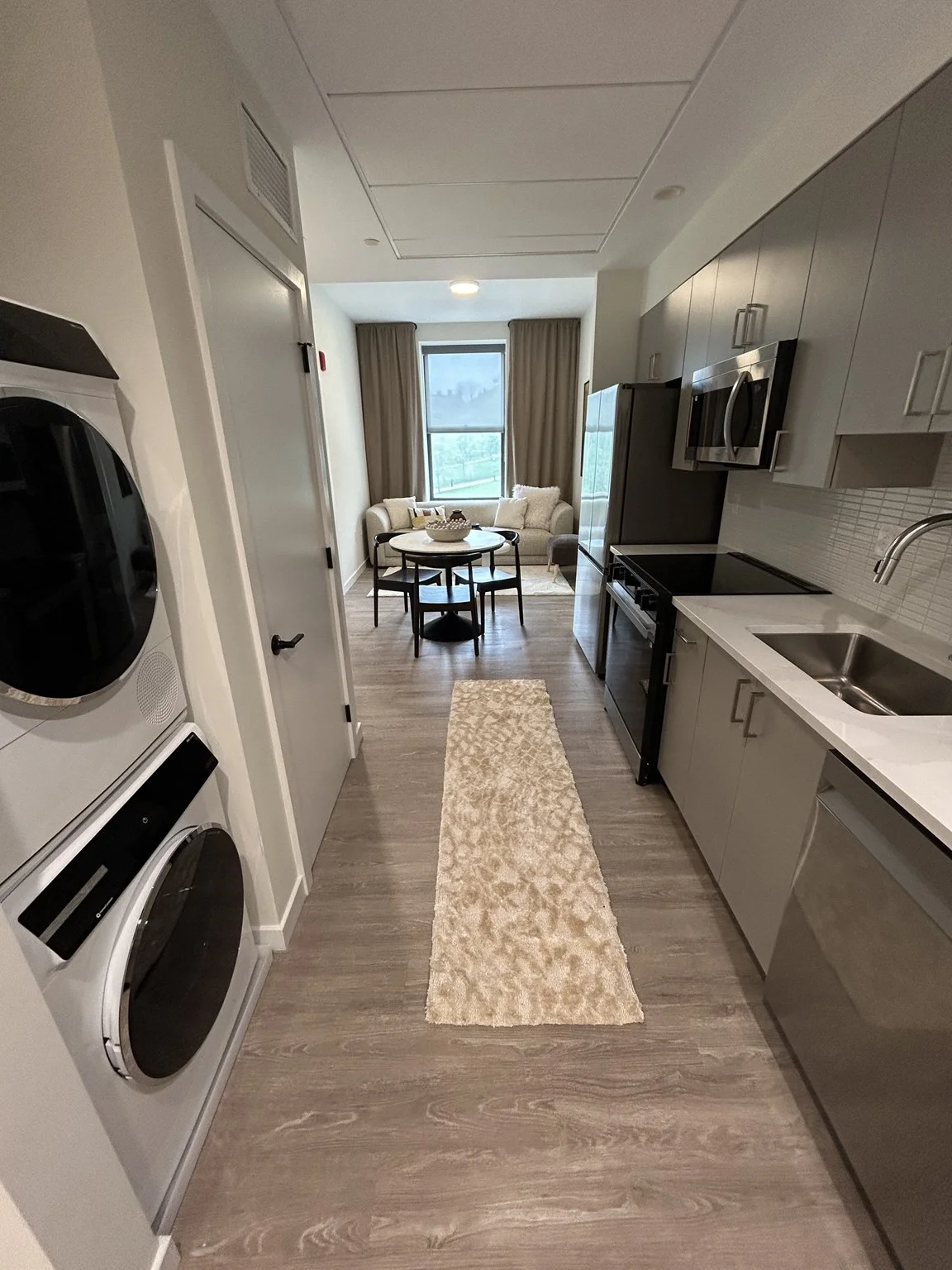 4 bed, 2 bath apartment for rent at 47 Winter St Unit 401, Boston Downtown — photo 5 of 13