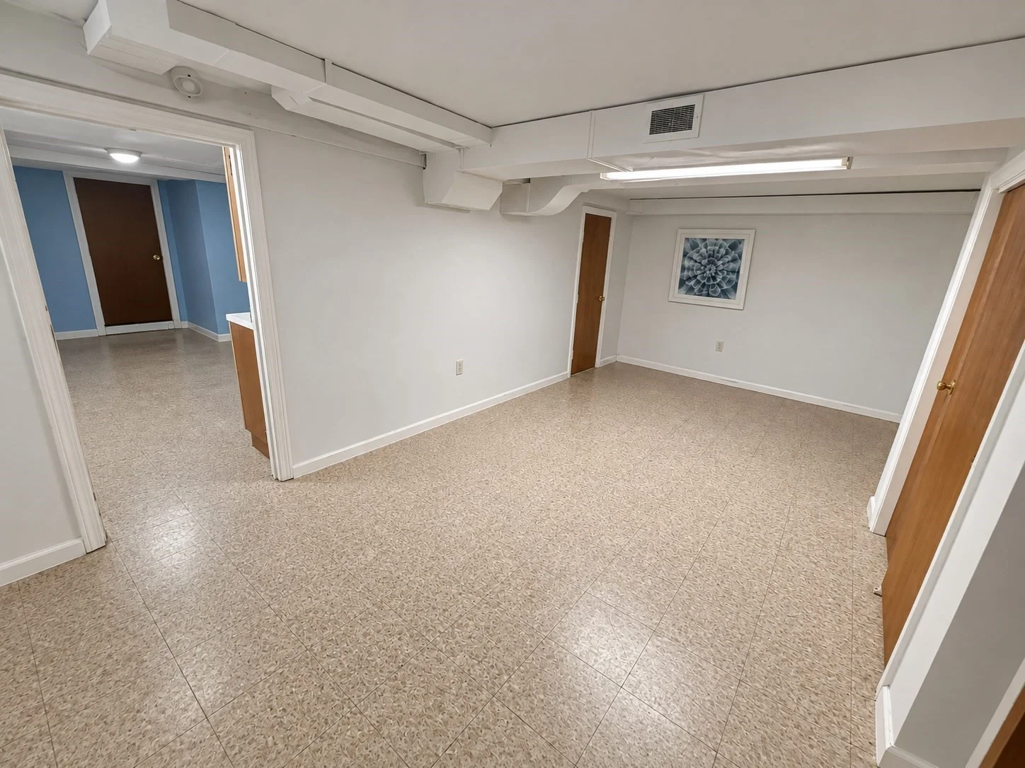 4 bed, 2 bath apartment for rent at 47 Wood St, Lexington — photo 9 of 15