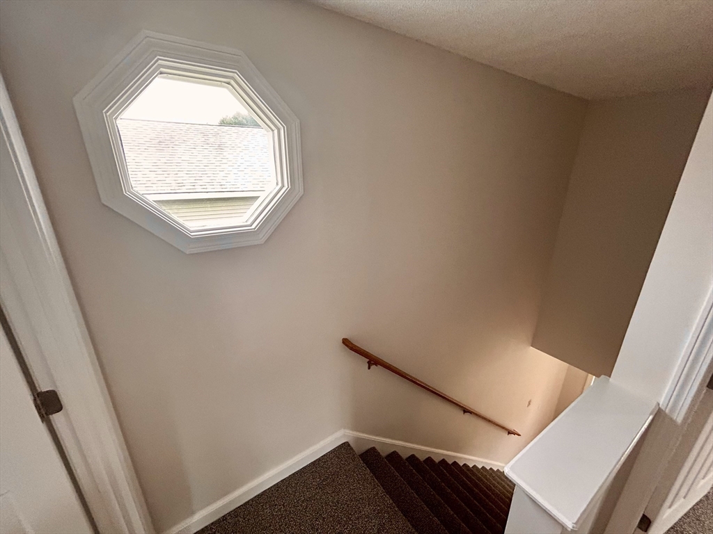 2 bed, 1 bath apartment for rent at 47 Wyman Rd, Collinsville — photo 12 of 22