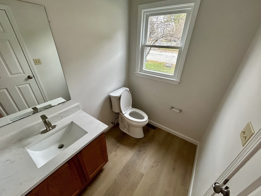 2 bed, 1 bath apartment for rent at 47 Wyman Rd, Collinsville — photo 11 of 22