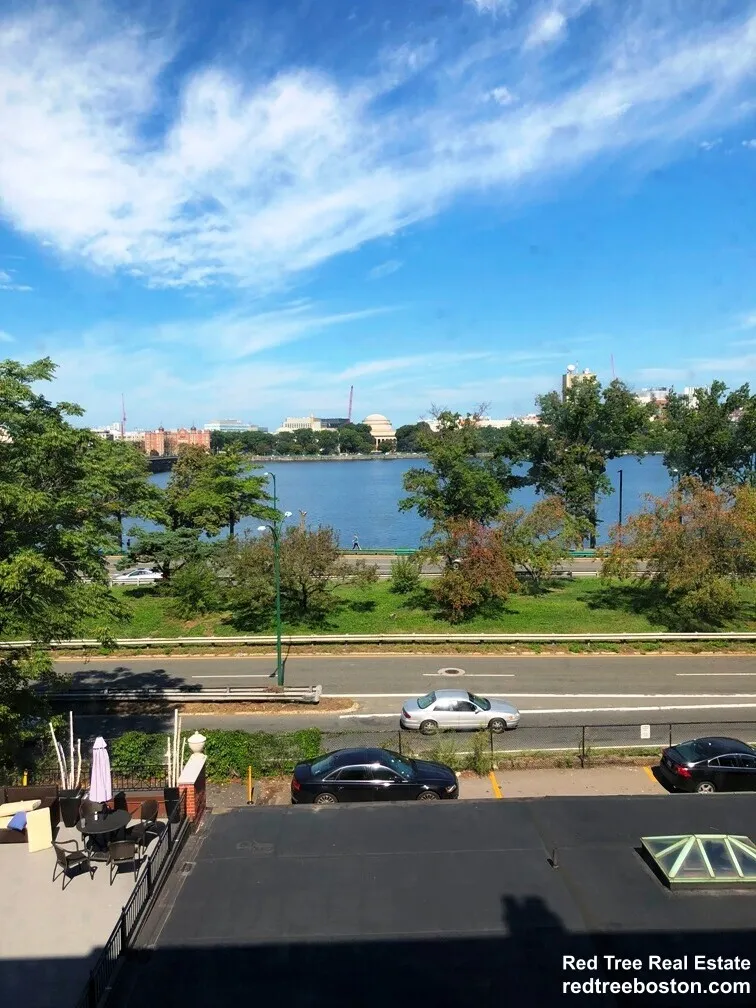 1 bed, 1 bath apartment for rent at 470 Beacon St Unit 8, Back Bay — photo 10 of 12