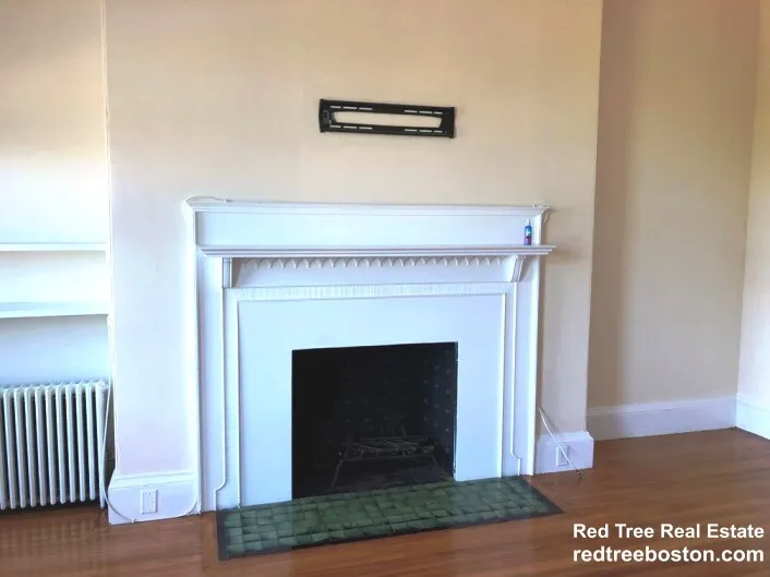 1 bed, 1 bath apartment for rent at 470 Beacon St Unit 8, Back Bay — photo 6 of 12