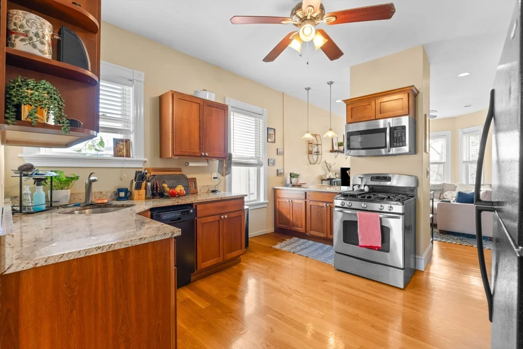 1 bed, 1 bath apartment for rent at 470 East 6th St Unit 2, South Boston — photo 2 of 15