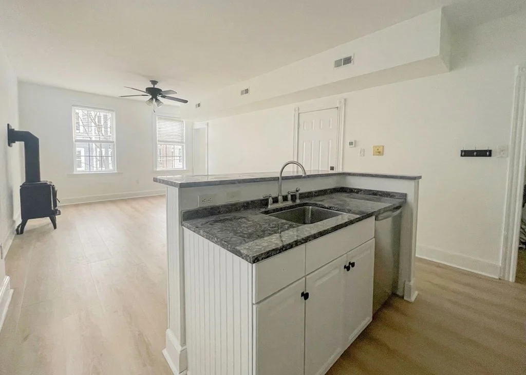 2 bed, 1 bath apartment for rent at 470 East Seventh St Unit 4, South Boston — photo 5 of 16