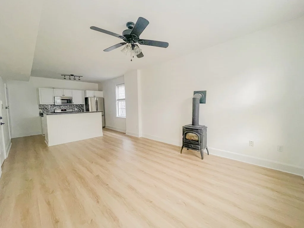 2 bed, 1 bath apartment for rent at 470 East Seventh St Unit 4, South Boston — photo 6 of 16