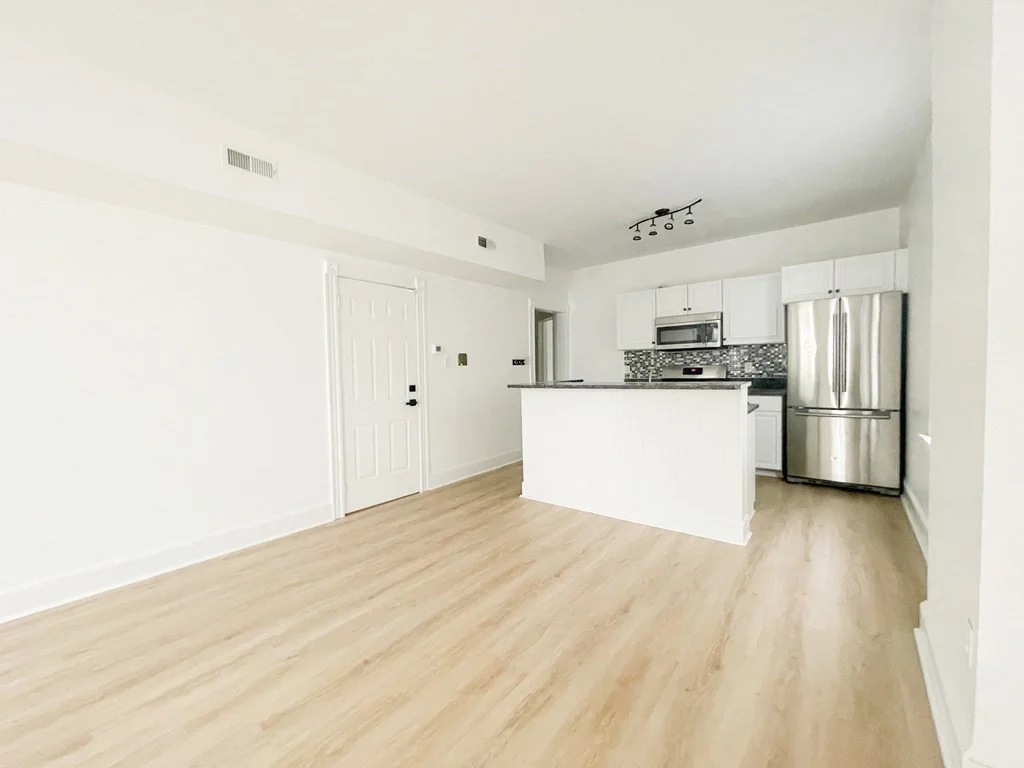 2 bed, 1 bath apartment for rent at 470 East Seventh St Unit 4, South Boston — photo 3 of 16