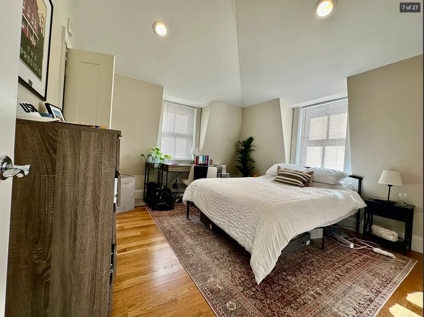 4 bed, 3 bath apartment for rent at 470 Green St Unit 2, Riverside — photo 4 of 24