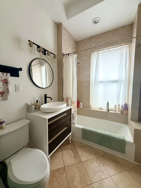2 bed, 1 bath apartment for rent at 470 Massachusets Ave Unit 3, South End — photo 3 of 6