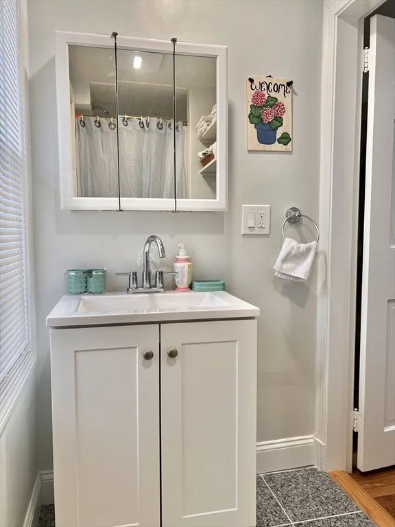 3 bed, 2 bath apartment for rent at 470 Pleasant St, Canton — photo 9 of 33