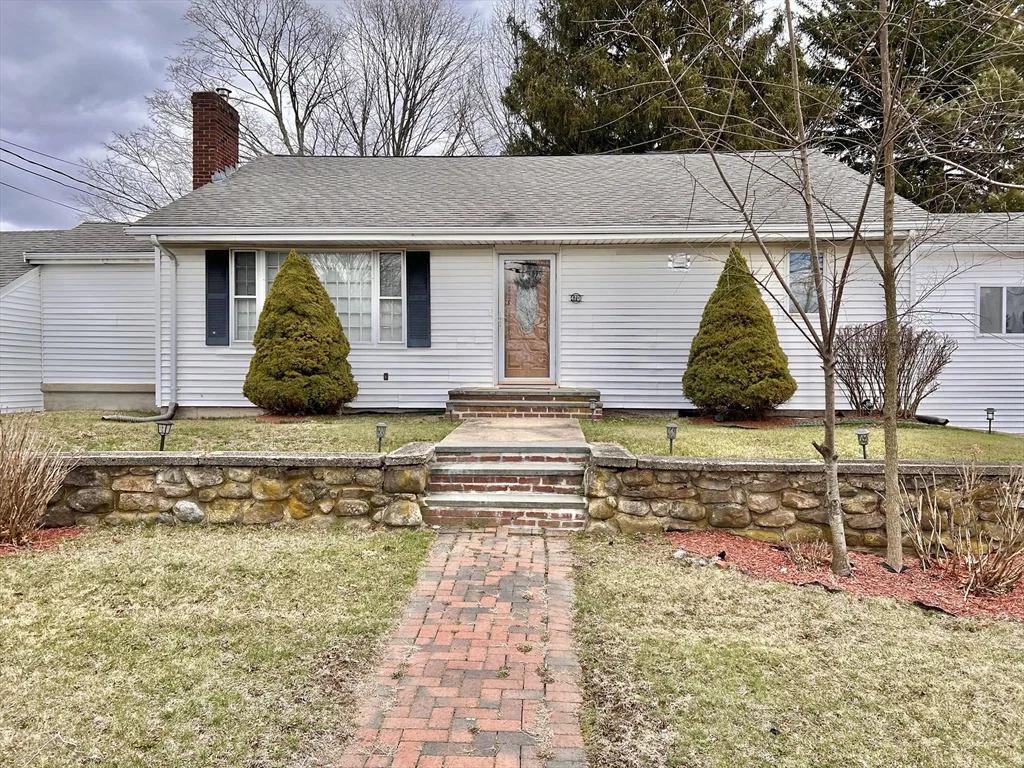 3 bed, 2 bath apartment for rent at 470 Pleasant St, Canton — photo 33 of 33