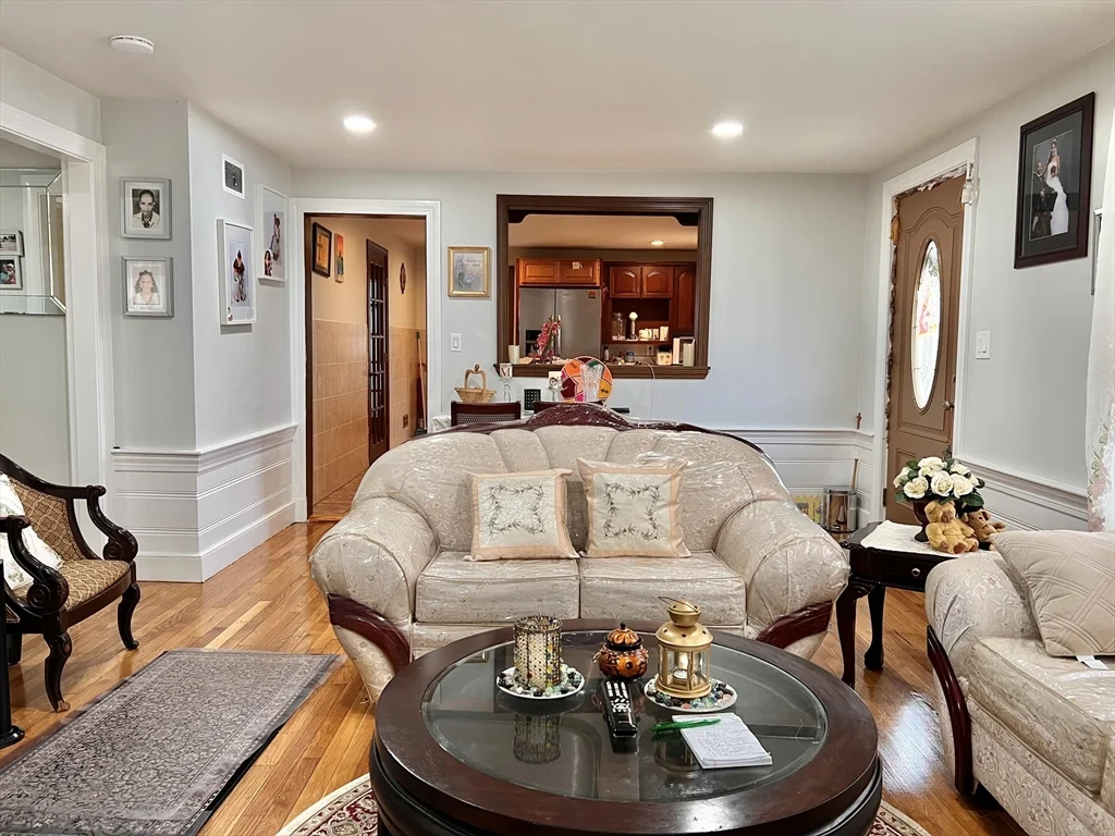 3 bed, 2 bath apartment for rent at 470 Pleasant St, Canton — photo 11 of 33