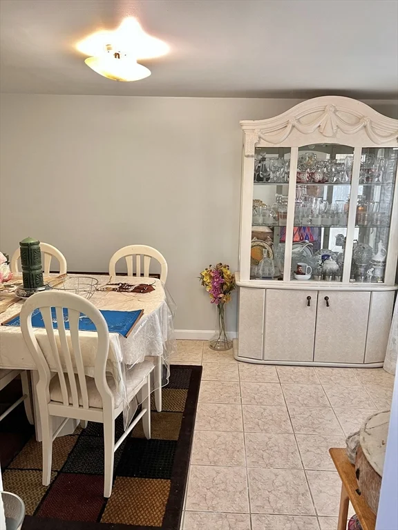 3 bed, 2 bath apartment for rent at 470 Pleasant St, Canton — photo 15 of 33