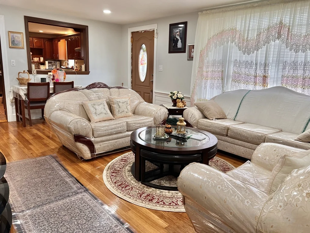 3 bed, 2 bath apartment for rent at 470 Pleasant St, Canton — photo 13 of 33