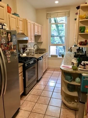 2 bed, 1.5 bath apartment for rent at 471 Beacon St Unit 2, Back Bay — photo 12 of 15
