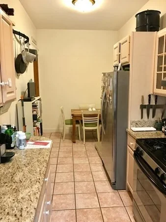 2 bed, 1.5 bath apartment for rent at 471 Beacon St Unit 2, Back Bay — photo 13 of 15