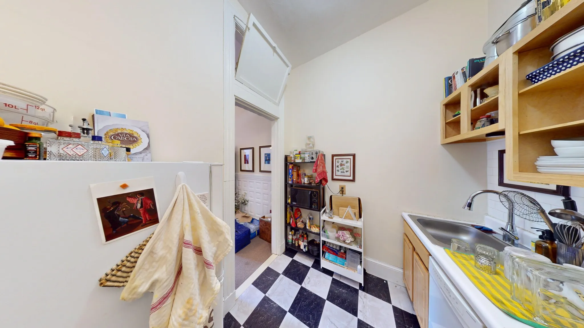 1.5 bed, 1 bath apartment for rent at 471 Commonwealth Ave Unit 1R, Fenway — photo 2 of 15
