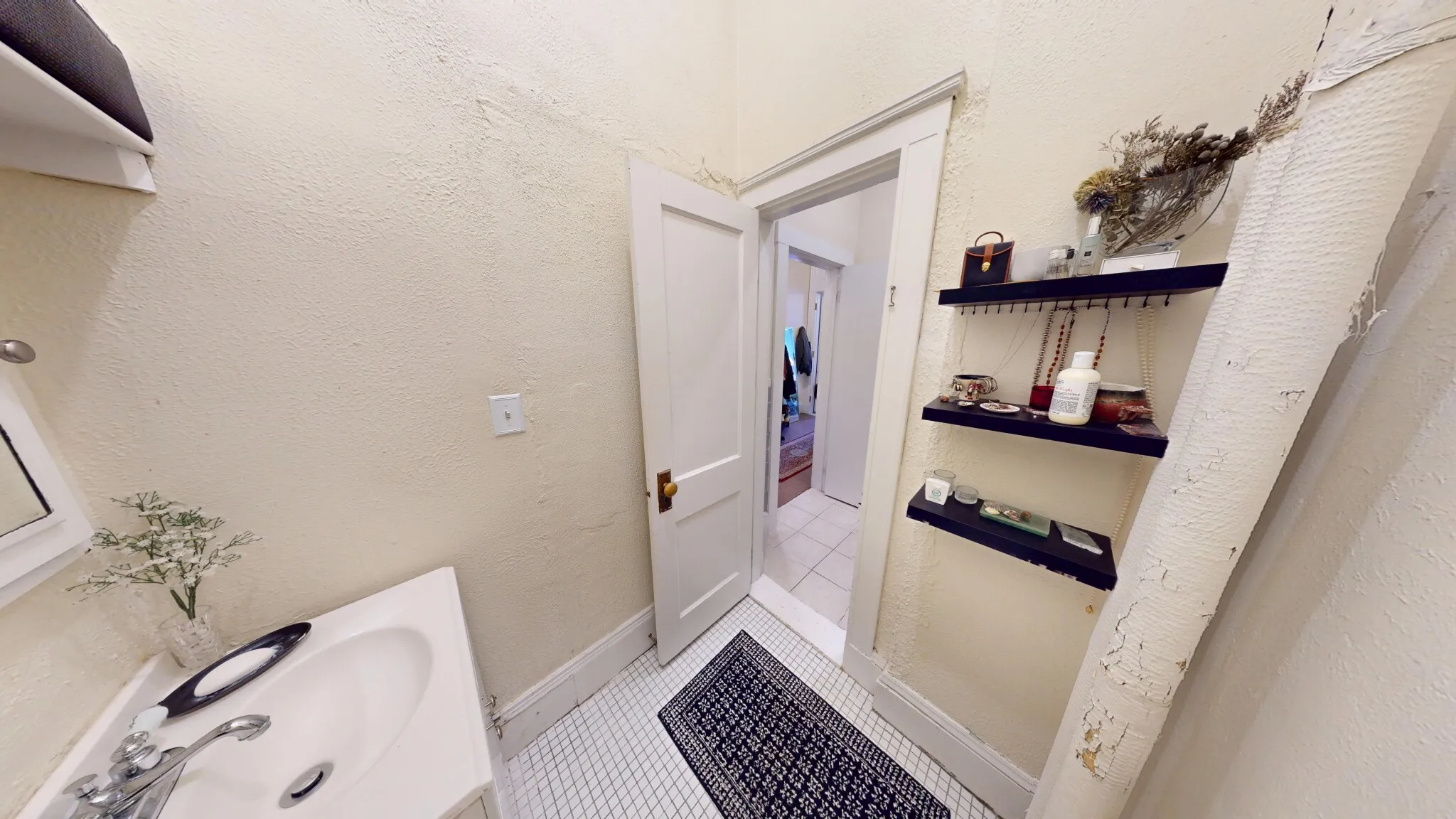 1.5 bed, 1 bath apartment for rent at 471 Commonwealth Ave Unit 1R, Fenway — photo 12 of 15