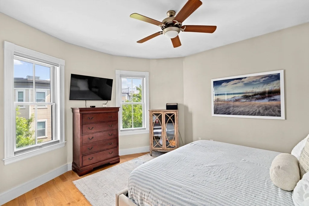 2 bed, 2 bath apartment for rent at 471 East 3rd St Unit 2, South Boston — photo 9 of 19