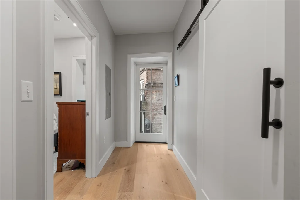 1 bed, 1 bath apartment for rent at 471 Hanover St Unit 2, North End — photo 11 of 15