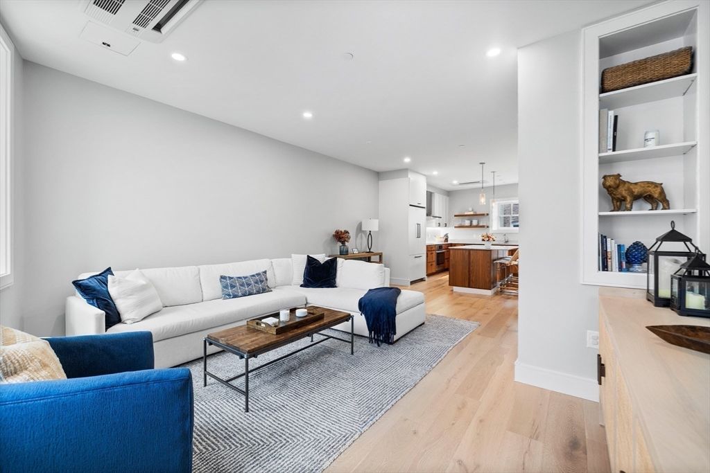 2 bed, 2 bath apartment for rent at 471 Hanover St Unit 4, North End — photo 6 of 24