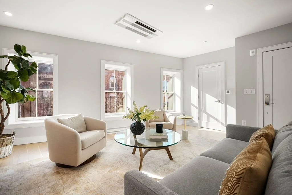 3 bed, 2 bath apartment for rent at 471 Hanover St Unit 5 - FURN, North End — photo 3 of 14