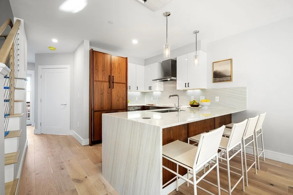 3 bed, 2 bath apartment for rent at 471 Hanover St Unit 5 - FURN, North End — photo 5 of 14