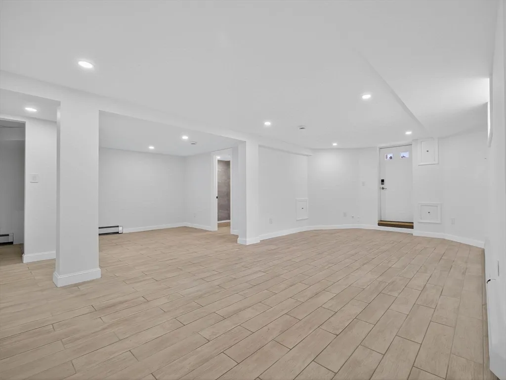 3 bed, 2 bath apartment for rent at 471 Medford St Unit 1, Winter Hill — photo 14 of 22