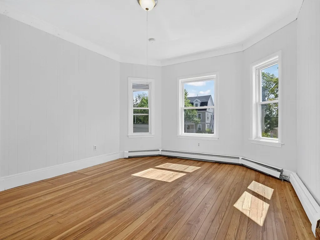 3 bed, 2 bath apartment for rent at 471 Medford St Unit 1, Winter Hill — photo 13 of 22