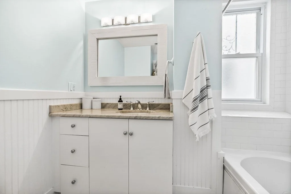 2 bed, 2 bath apartment for rent at 472 East 8th St Unit 2, South Boston — photo 10 of 12