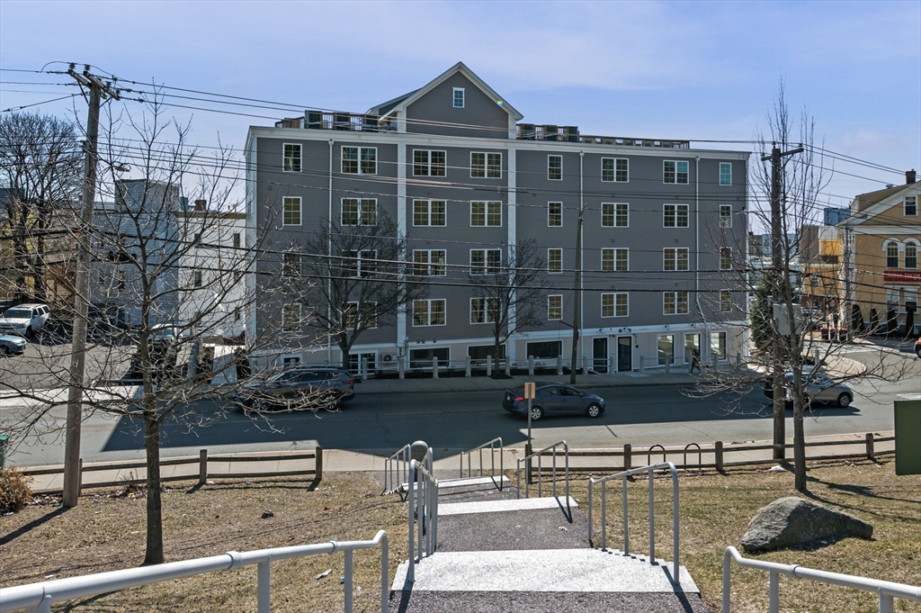 1 bed, 1 bath apartment for rent at 472 Essex St Unit 206, Lynn — photo 19 of 21