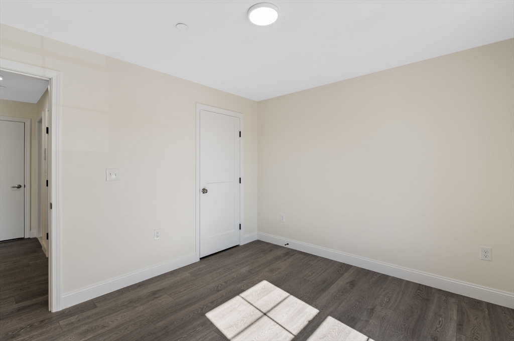 1 bed, 1 bath apartment for rent at 472 Essex St Unit 207, Lynn — photo 14 of 22