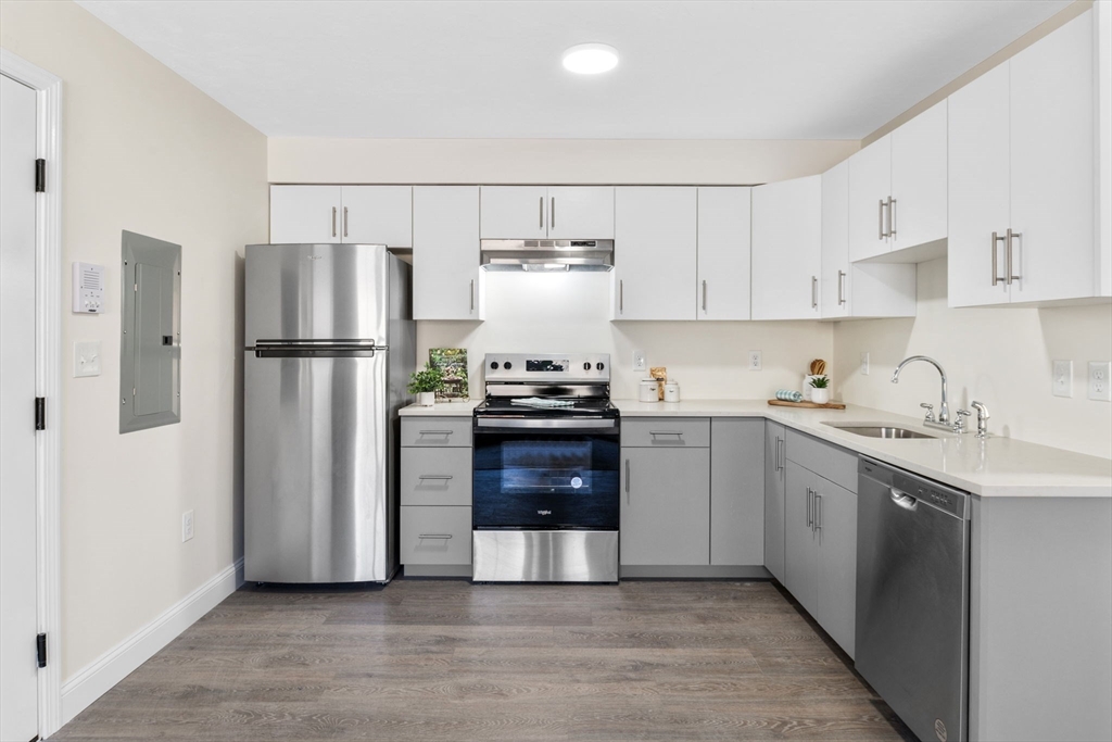 1 bed, 1 bath apartment for rent at 472 Essex St Unit 502, Lynn — photo 8 of 15