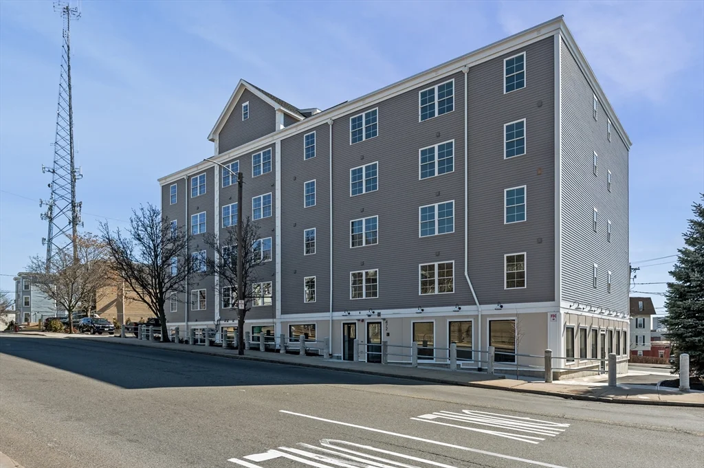 1 bed, 1 bath apartment for rent at 472 Essex St Unit 507, Lynn — photo 7 of 9