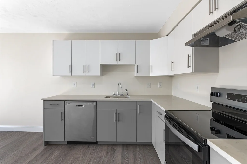 1 bed, 1 bath apartment for rent at 472 Essex St Unit 507, Lynn — photo 3 of 9
