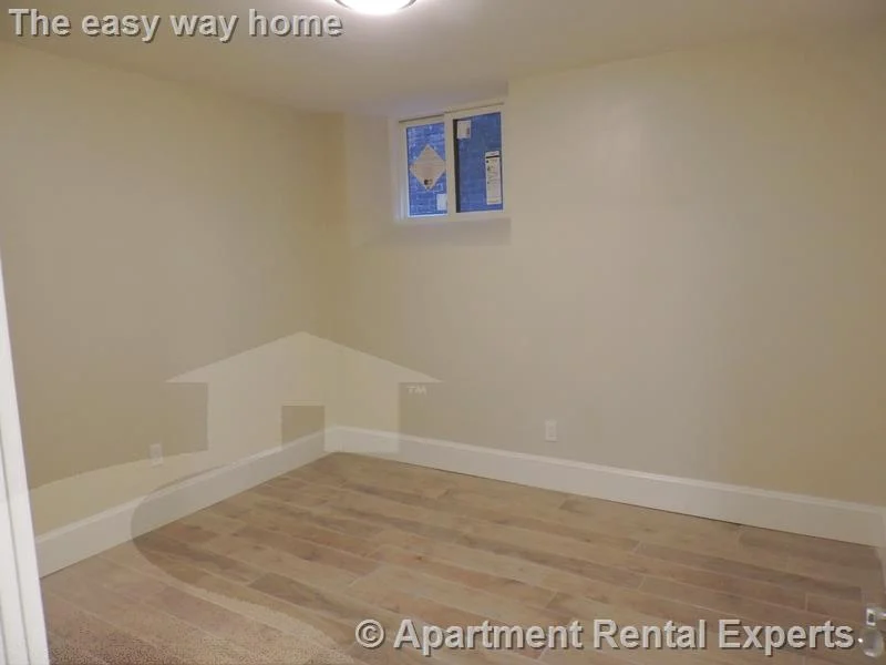 3 bed, 3 bath apartment for rent at 472 Green St Unit 1, Central Square — photo 14 of 16