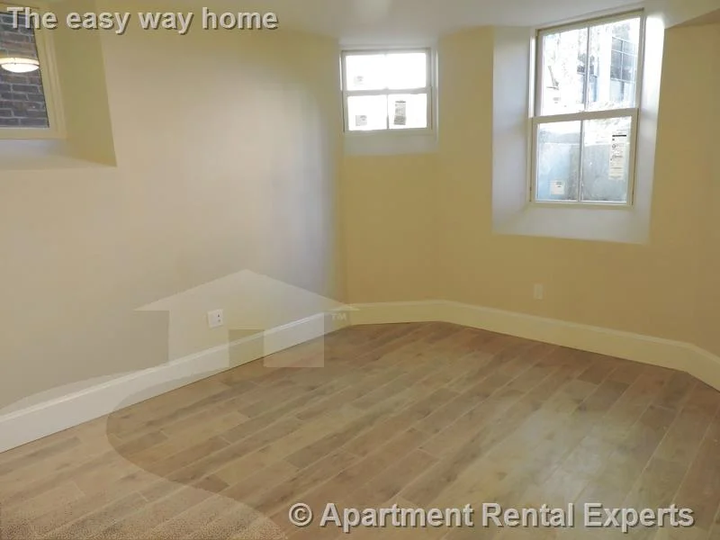 3 bed, 3 bath apartment for rent at 472 Green St Unit 1, Central Square — photo 15 of 16