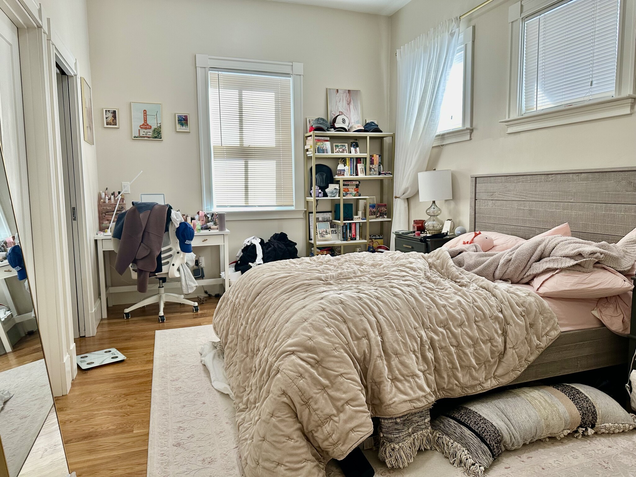 4 bed, 3 bath apartment for rent at 472 Green St Unit 2, Riverside — photo 8 of 29