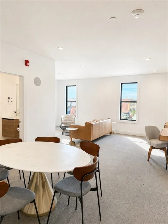 2 bed, 2 bath apartment for rent at 472 W Broadway Unit 301, South Boston — photo 14 of 17