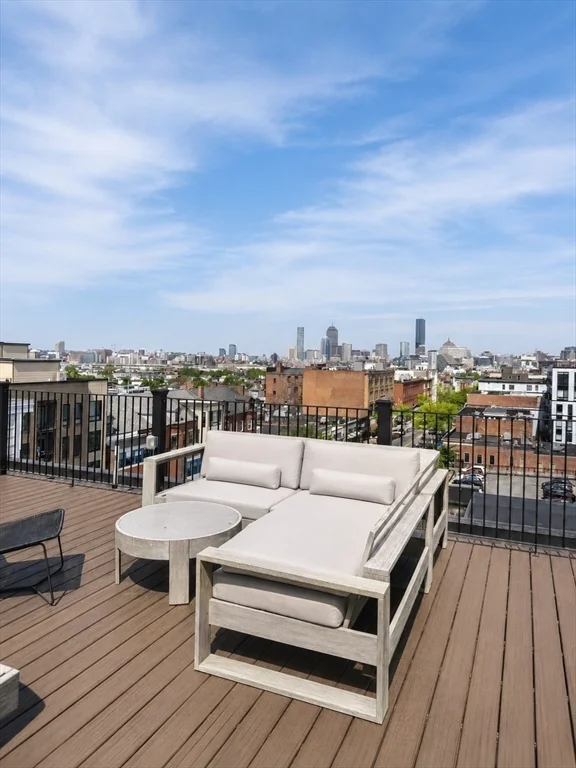 2 bed, 2 bath apartment for rent at 472 W Broadway Unit 301, South Boston — photo 10 of 17