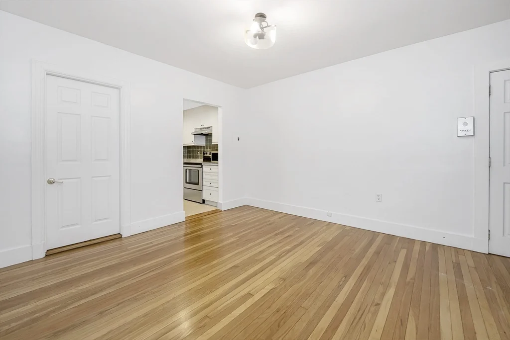 1 bed, 1 bath apartment for rent at 473 Beacon St Unit 1R, Back Bay — photo 16 of 18