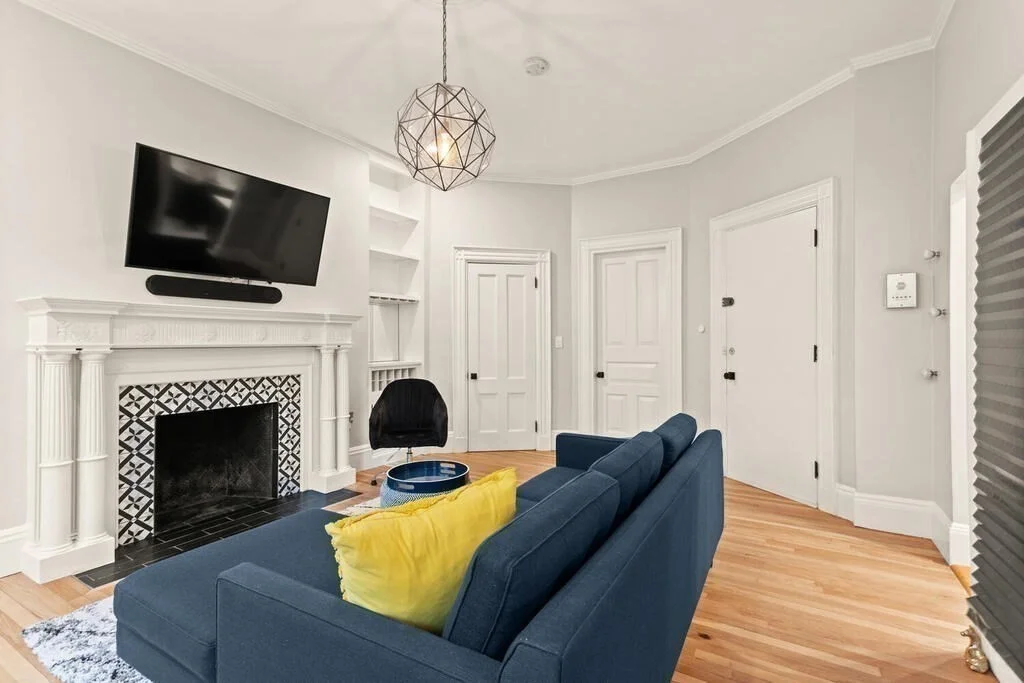 1 bed, 1 bath apartment for rent at 473 Beacon St Unit 5, Back Bay — photo 3 of 21