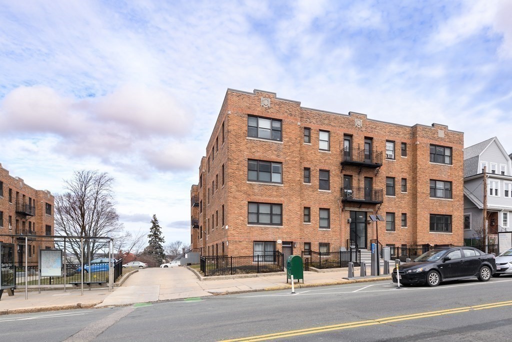 1 bed, 1 bath apartment for rent at 473 Broadway Unit 5, Medford — photo 8 of 9