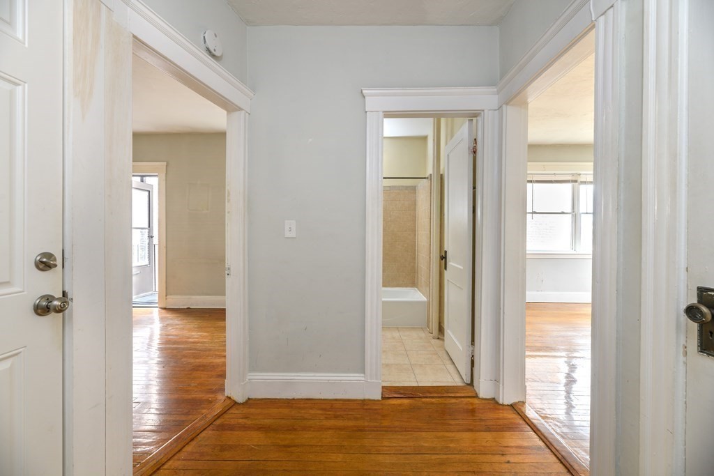1 bed, 1 bath apartment for rent at 473 Broadway Unit 5, Medford — photo 5 of 9