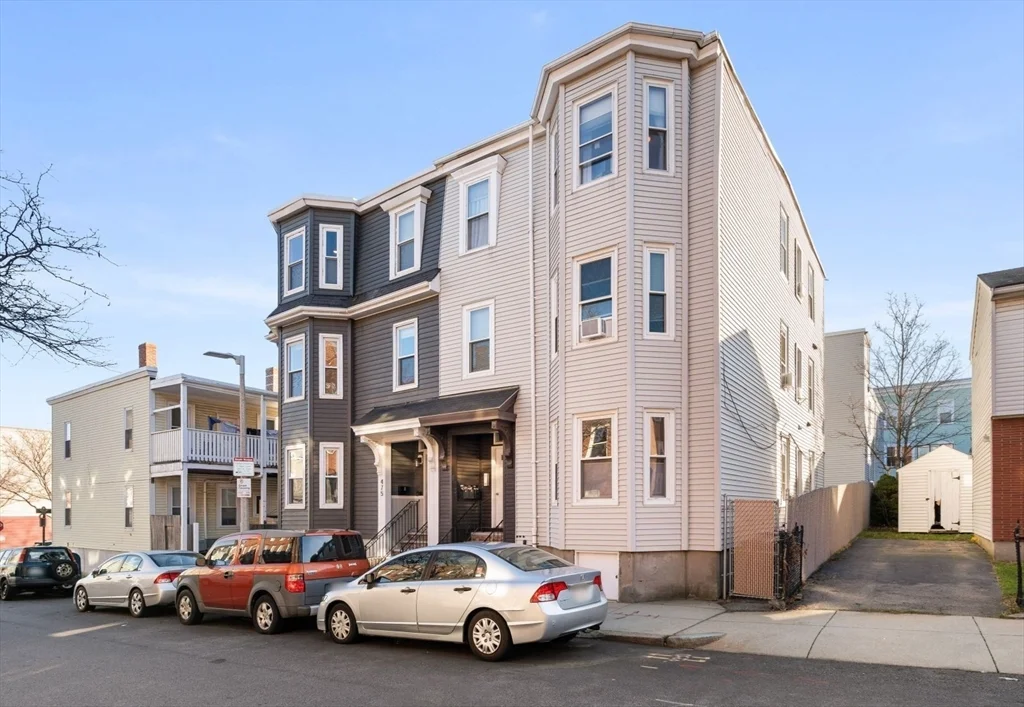 4 bed, 2 bath apartment for rent at 473 East 5th St Unit 2, South Boston — photo 16 of 17