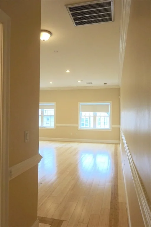 2 bed, 1 bath apartment for rent at 473 Revere Beach Pkwy Unit 1, Revere — photo 8 of 25