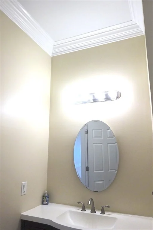 2 bed, 1 bath apartment for rent at 473 Revere Beach Pkwy Unit 1, Revere — photo 12 of 25