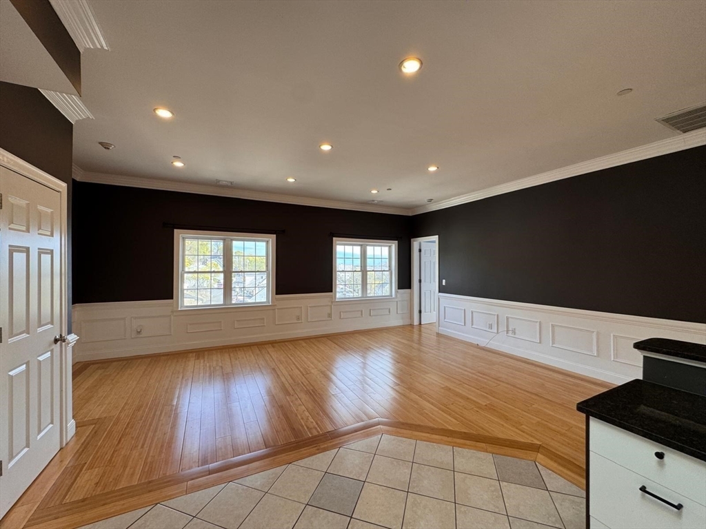 2 bed, 1 bath apartment for rent at 473 Revere Beach Pkwy Unit 4, Revere — photo 2 of 27