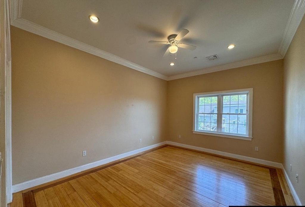 2 bed, 1 bath apartment for rent at 473 Revere Beach Pkwy Unit 4, Revere — photo 25 of 27